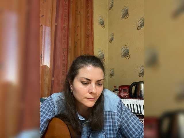 AhataV live webcam show