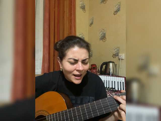 AhataV live cam