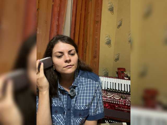 AhataV live webcam show