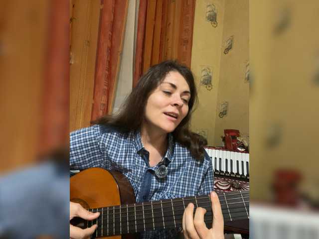 AhataV live webcam show