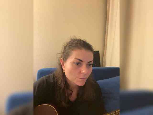 AhataV webcam