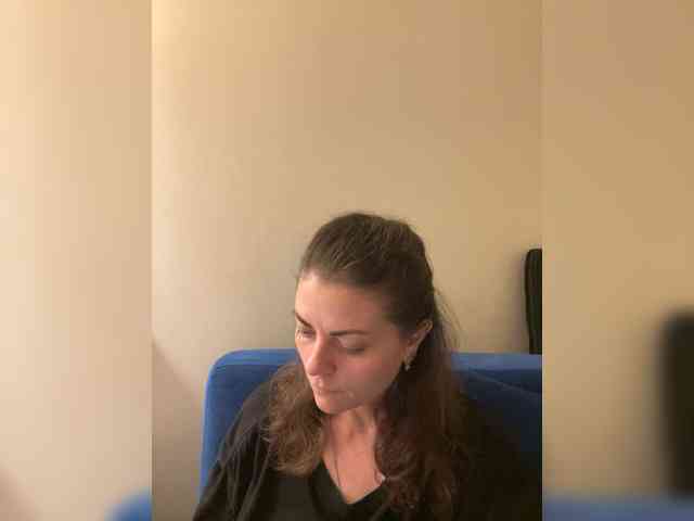 AhataV webcam