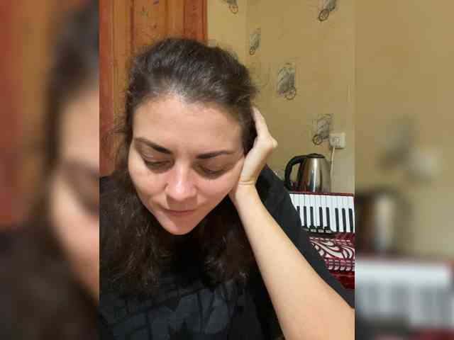 AhataV webcam