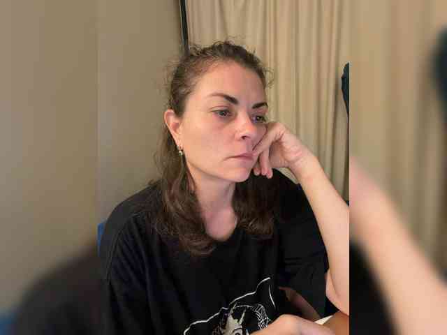 AhataV webcam