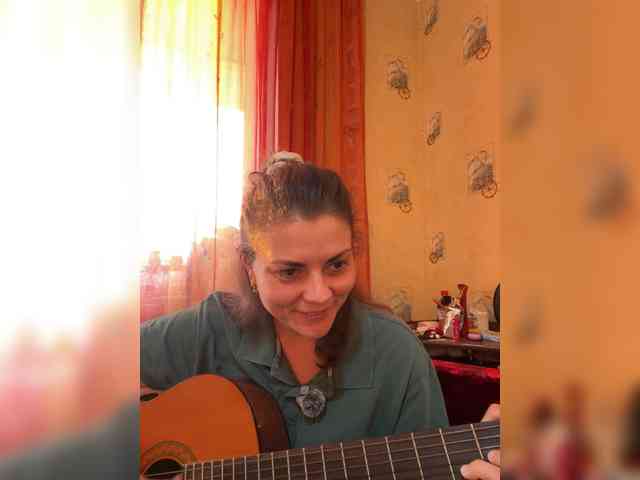 AhataV webcam