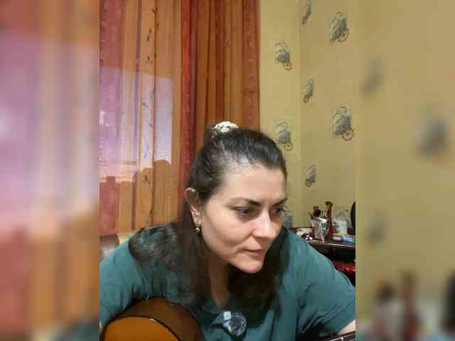 AhataV webcam