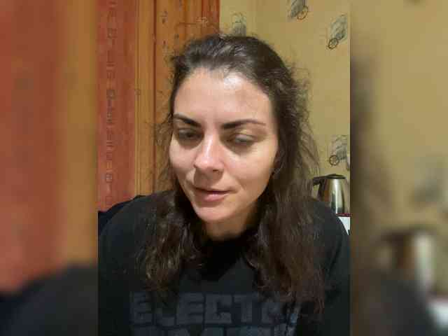 AhataV webcam