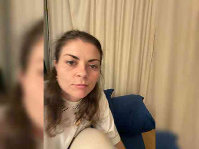 AhataV webcam
