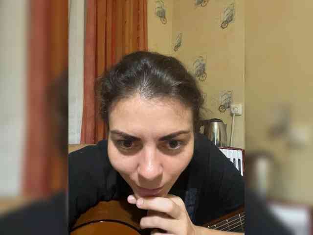 AhataV webcam