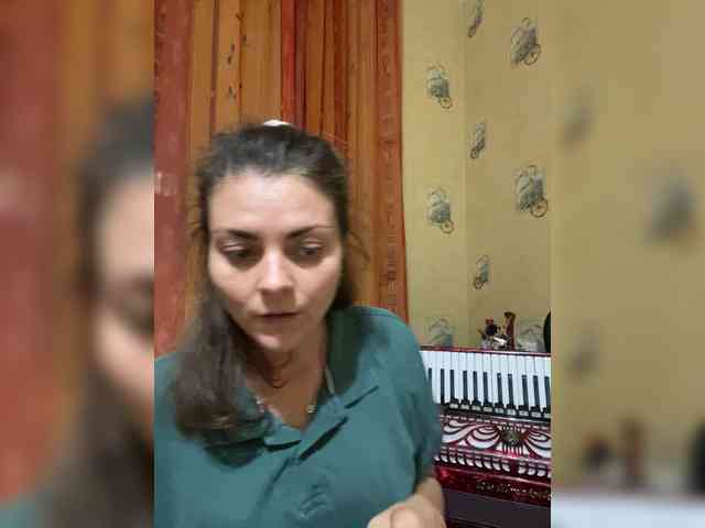 AhataV webcam
