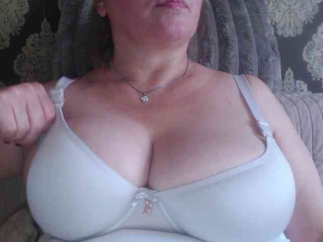 48Oksana webcam