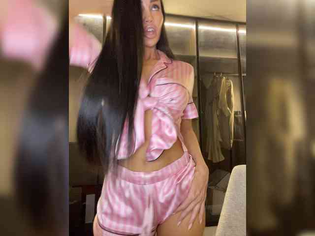 nicole21x webcam