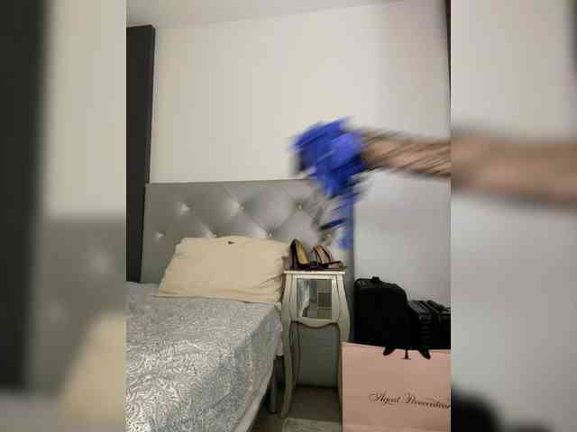 nicole21x webcam
