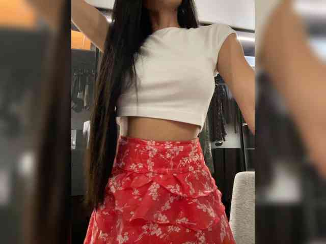 Model: nicole21x