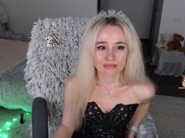 xyliganka777 live webcam show