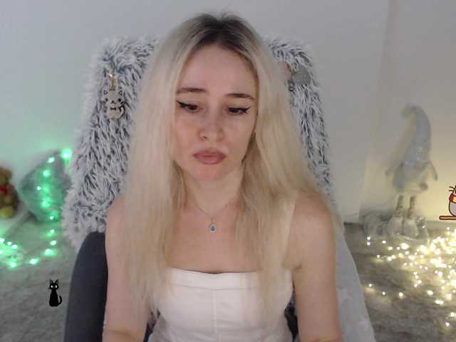 xyliganka777 live cam on BongaCams