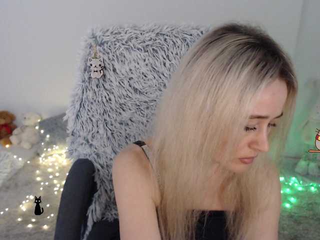 xyliganka777 live cam on BongaCams