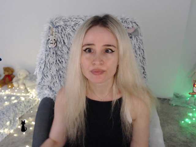 xyliganka777 live cam on BongaCams