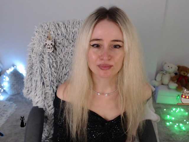 xyliganka777 live cam on BongaCams
