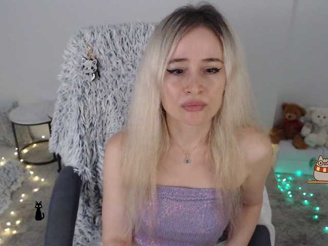 xyliganka777 live cam on BongaCams