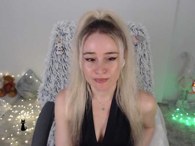 xyliganka777 live cam on BongaCams