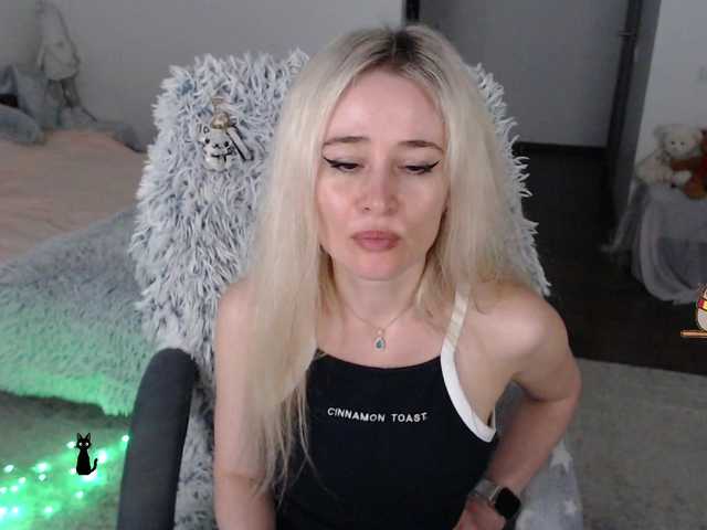 xyliganka777 Nude Live Sex Shows