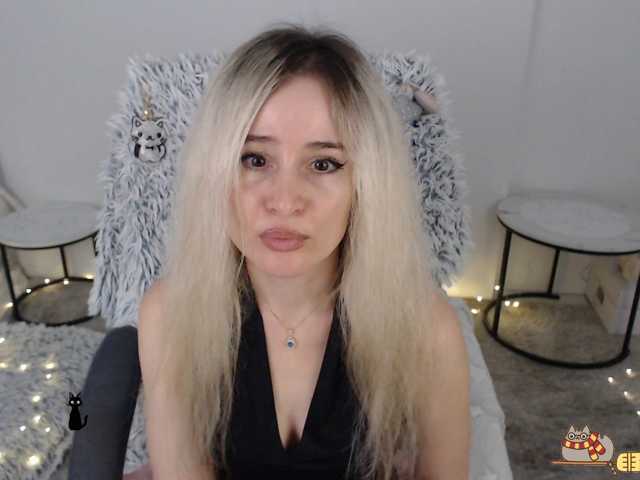 xyliganka777 live sex cam