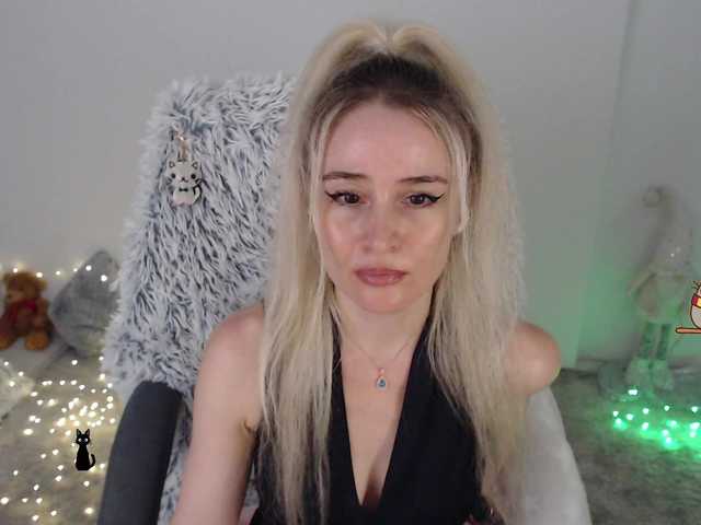 xyliganka777 live cam on BongaCams