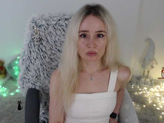 xyliganka777 live cam on BongaCams