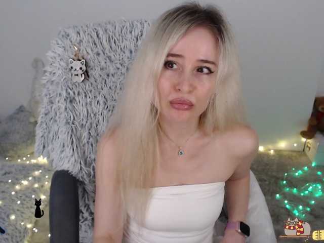 xyliganka777 live cam on BongaCams
