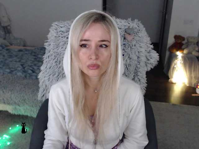 xyliganka777's BongaCams show and profile