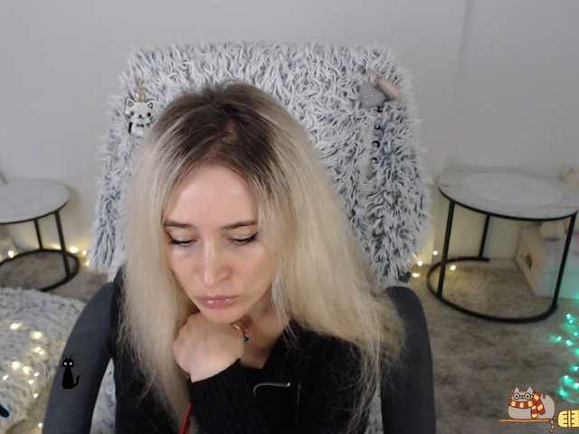 xyliganka777 live cam on BongaCams