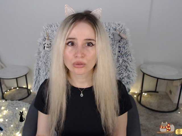 xyliganka777 live cam on BongaCams