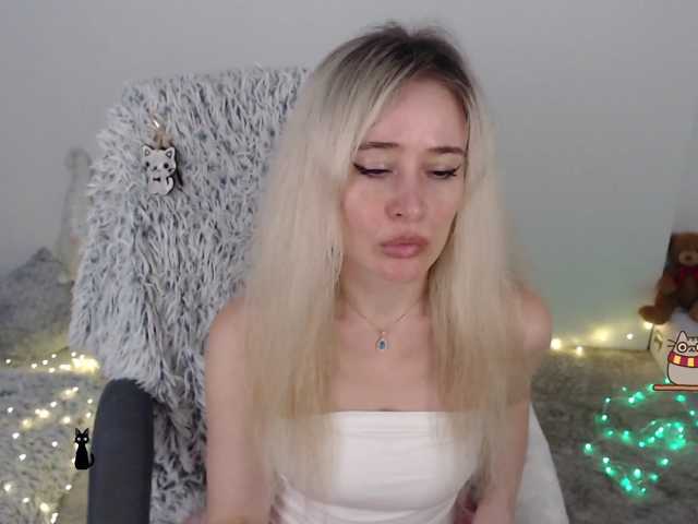xyliganka777 live cam on BongaCams