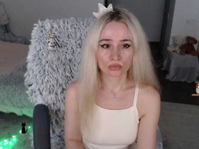 xyliganka777 live webcam show