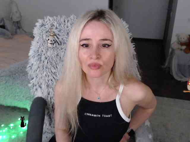 _Xyliganka777_ webcam