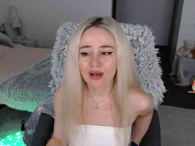 xyliganka777 Sex Cam Show