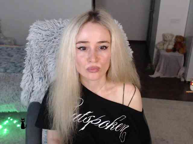 _Xyliganka777_ webcam