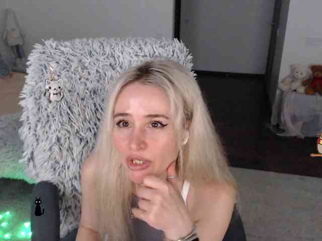 xyliganka777 Sex Cam Show