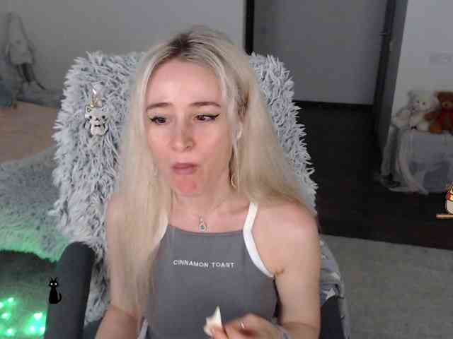 xyliganka777 Sex Cam Show