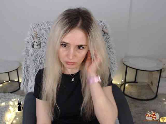 Modella: _Xyliganka777_