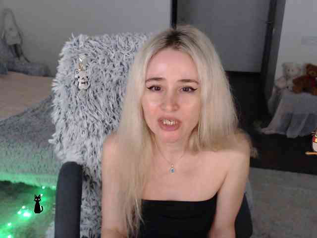 xyliganka777 Sex Cam Show