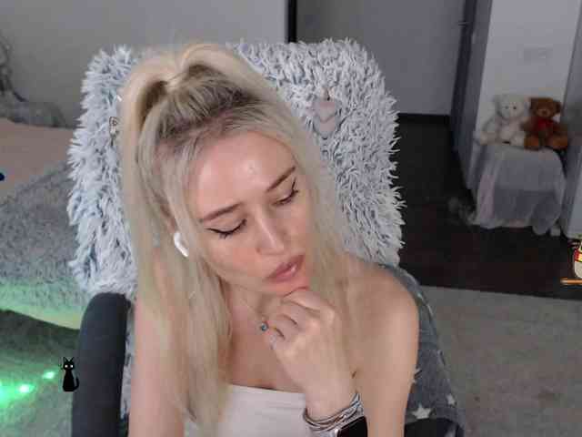 _Xyliganka777_ webcam