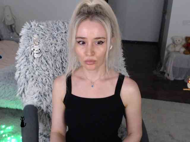 xyliganka777 Sex Cam Show