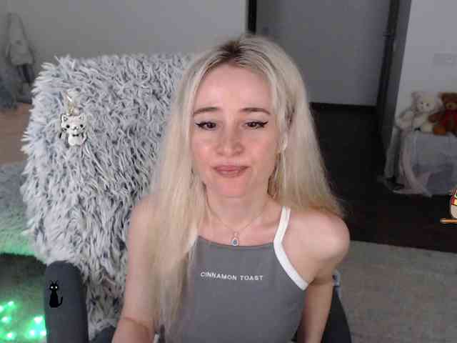 xyliganka777 Sex Cam Show