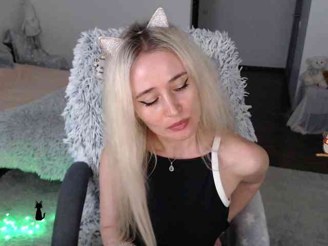 xyliganka777 Live Webcam on BongaCams