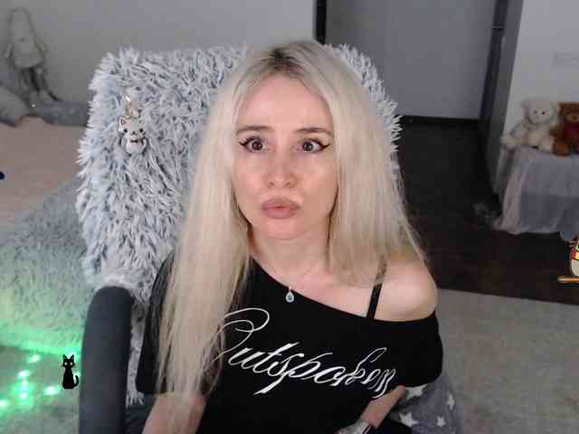 _Xyliganka777_ webcam