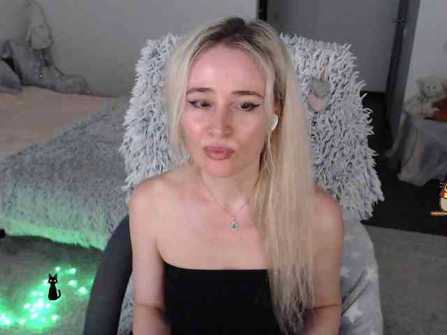 _xyliganka777_'s live room