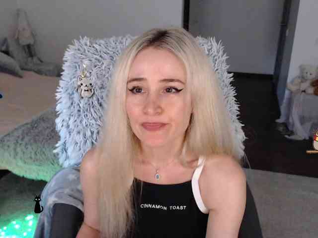 xyliganka777 Sex Cam Show