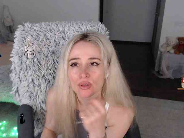 xyliganka777 Sex Cam Show